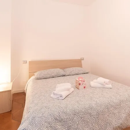 Trilocale Ospedale Civile 6 - F&l Apartmán *